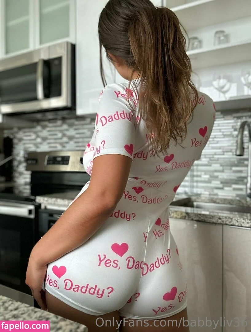 Liivvxo / Liv / babbyliv36 Onlyfans Photo Gallery 