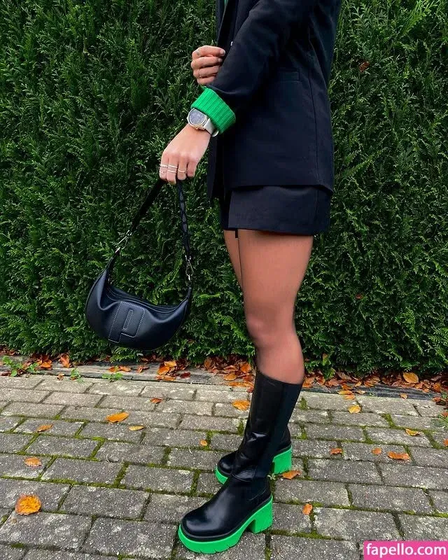 Rani Rosius / ranirosius Onlyfans Photo Gallery 