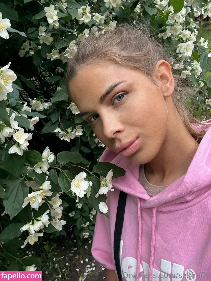 sashafly / shasa_fly Onlyfans Photo Gallery 