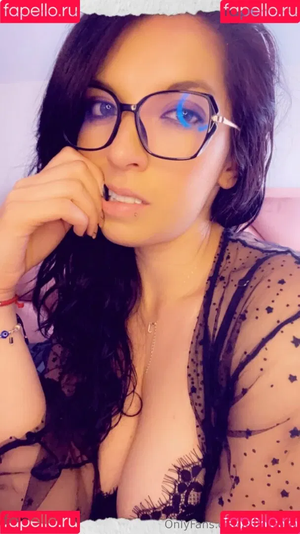 lili_me.xx / lillieart_ Onlyfans Photo Gallery 