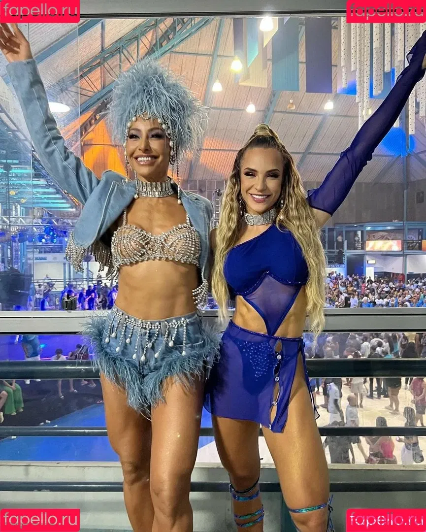 Gabi Martins / gabimartins / gabrielamartins20 Onlyfans Photo Gallery 