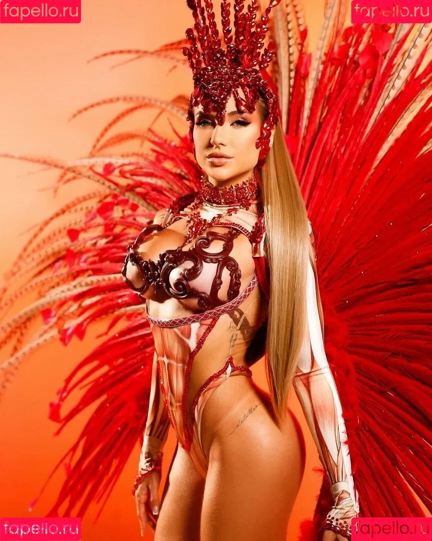 Gabi Martins / gabimartins / gabrielamartins20 Onlyfans Photo Gallery 