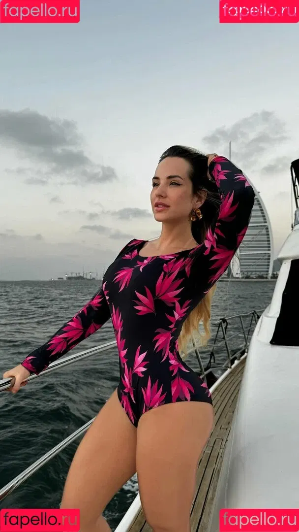 Gabi Martins / gabimartins / gabrielamartins20 Onlyfans Photo Gallery 