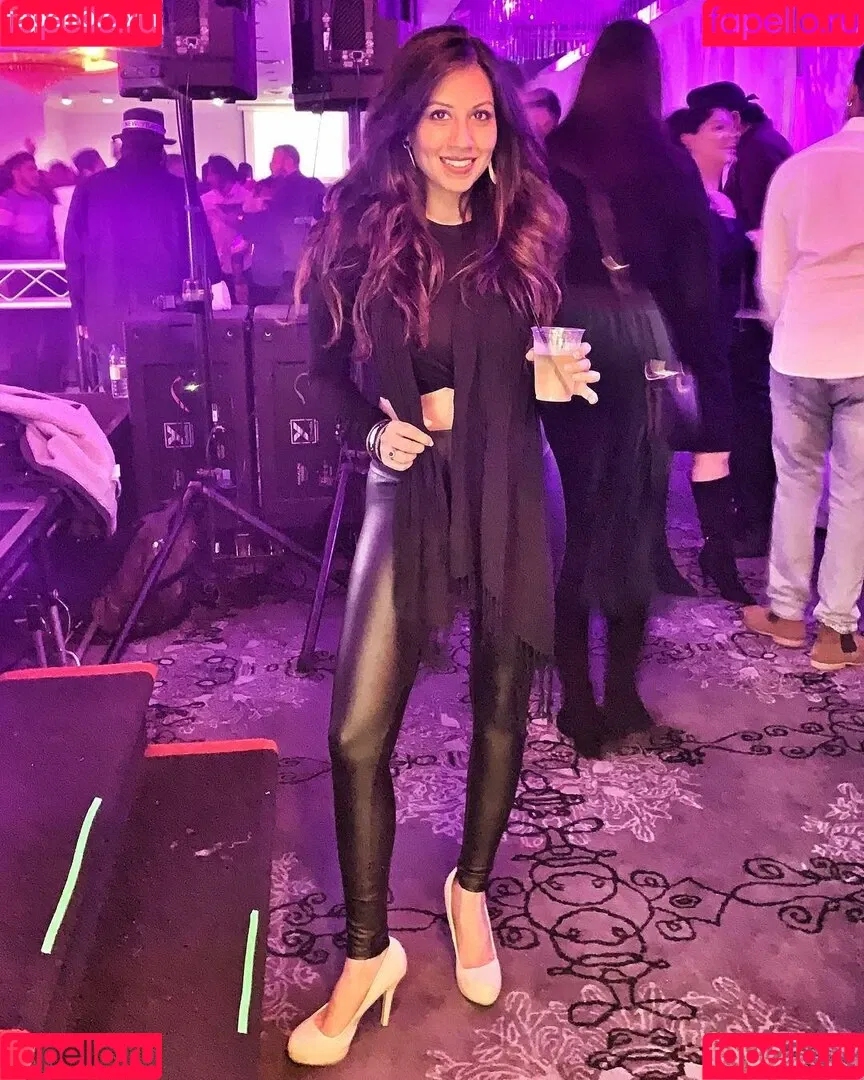 Natasha Chandel / natashachandel Onlyfans Photo Gallery 