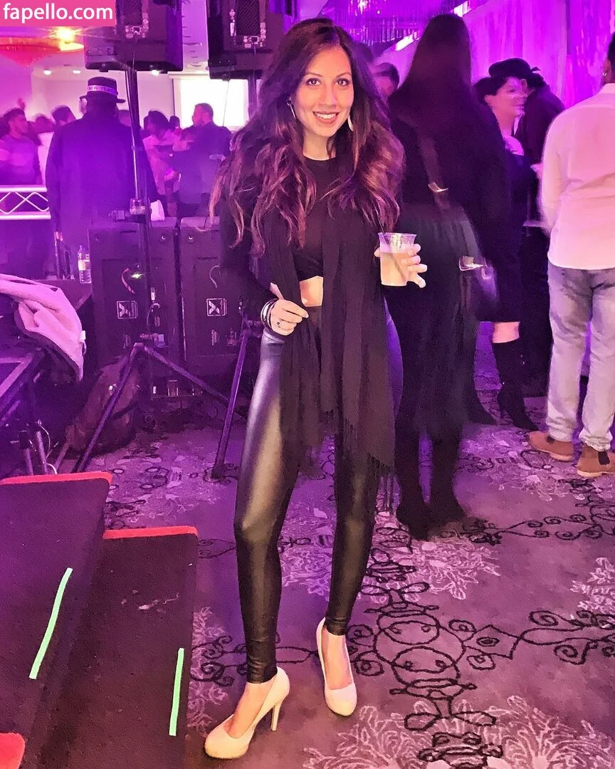 Natasha Chandel / natashachandel Onlyfans Photo Gallery 