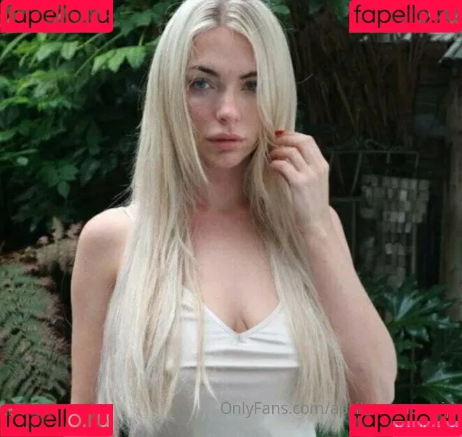 april_summerz / aprilsummersvip / modelapril Onlyfans Photo Gallery 