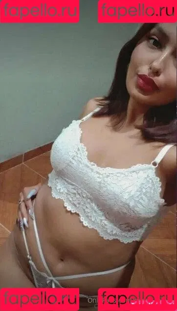ebony.k_minxhairboutique / ebony.minx Onlyfans Photo Gallery 