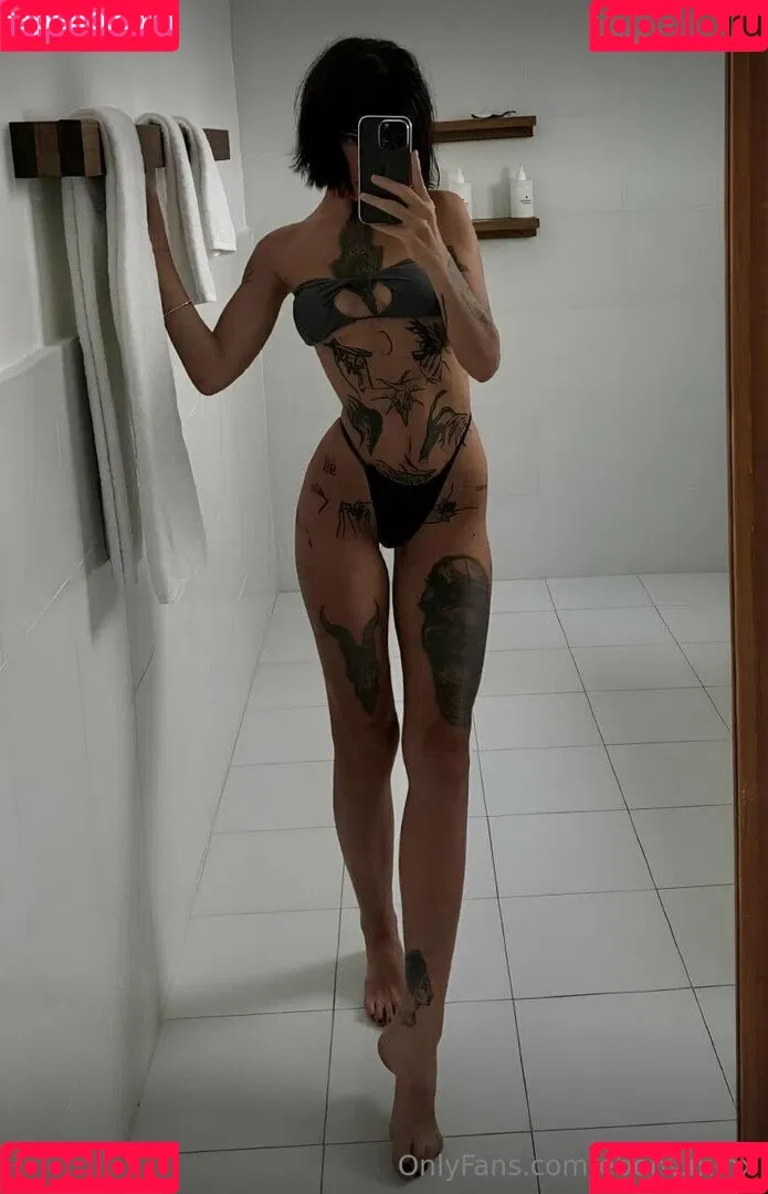 ebony.k_minxhairboutique / ebony.minx Onlyfans Photo Gallery 