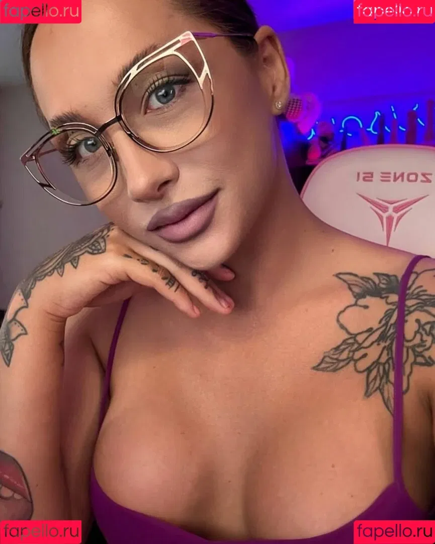 Eva Borisova / Eva_Borisova / groobytgirl / https: Onlyfans Photo Gallery 