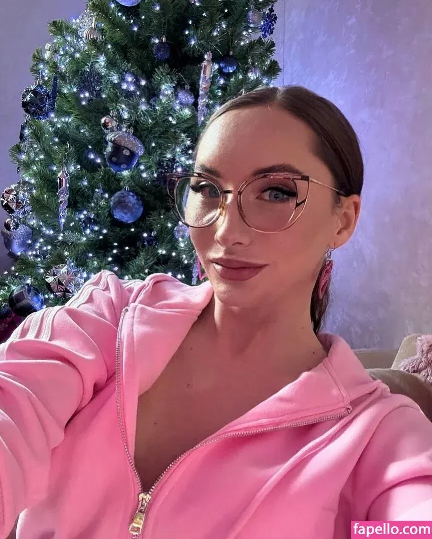 Eva Borisova / Eva_Borisova / groobytgirl / https: Onlyfans Photo Gallery 