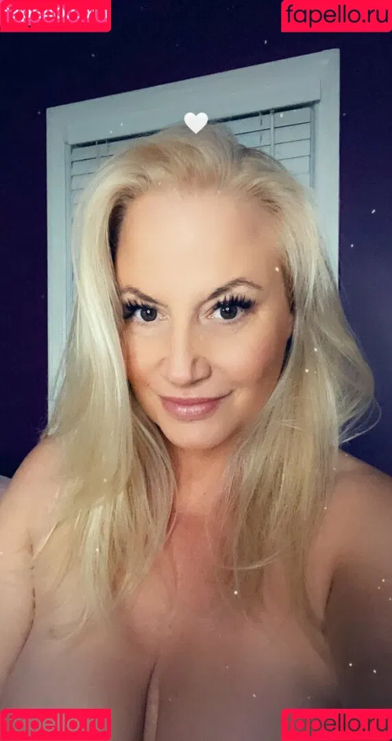 Tammy Sytch / wwehofersunny Onlyfans Photo Gallery 
