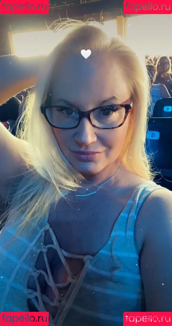 Tammy Sytch / wwehofersunny Onlyfans Photo Gallery 