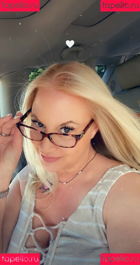 Tammy Sytch / wwehofersunny Onlyfans Photo Gallery 