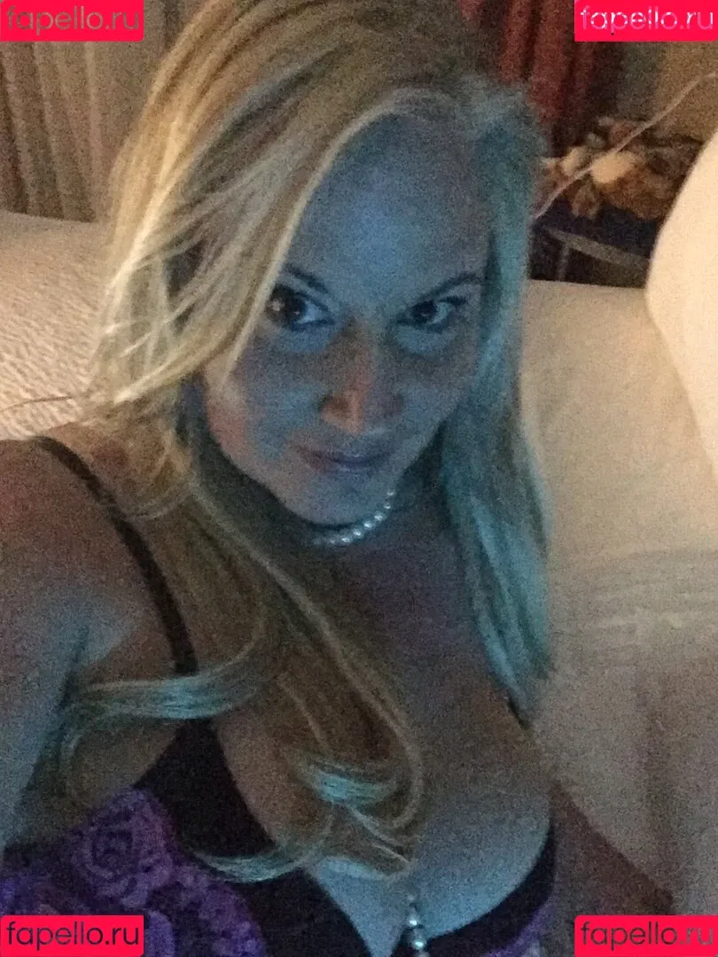 Tammy Sytch / wwehofersunny Onlyfans Photo Gallery 