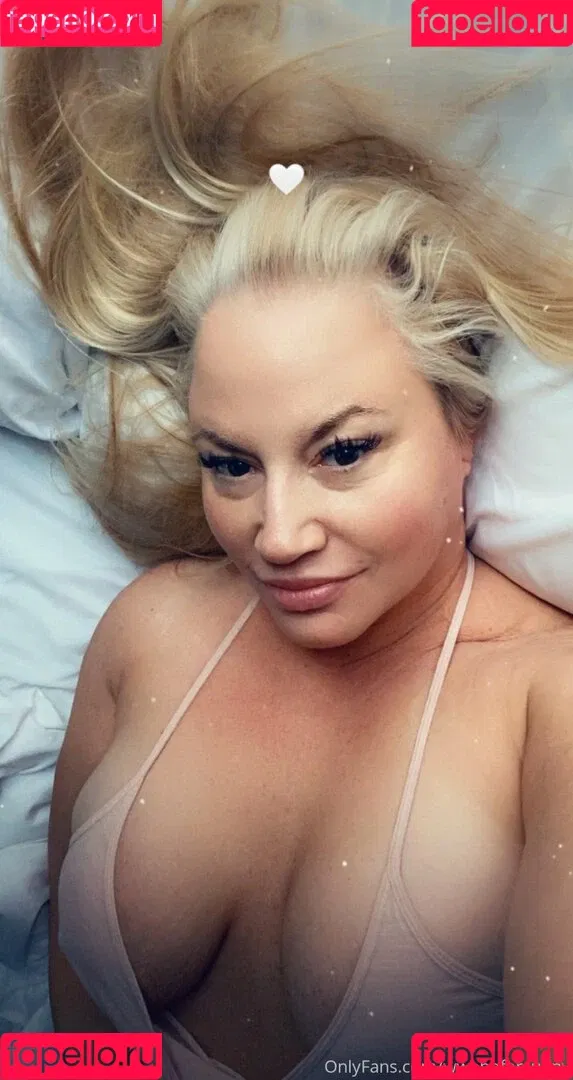 Tammy Sytch / wwehofersunny Onlyfans Photo Gallery 