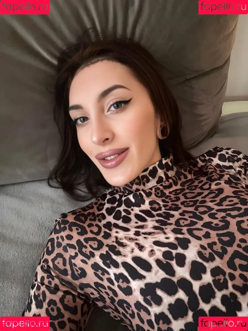 sarah_black_prvt / sarah_blackk / sarahhblackk Onlyfans Photo Gallery 
