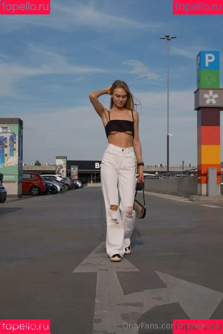 Nancy Ace / https: / nancy_anastasiia / nancyace Onlyfans Photo Gallery 