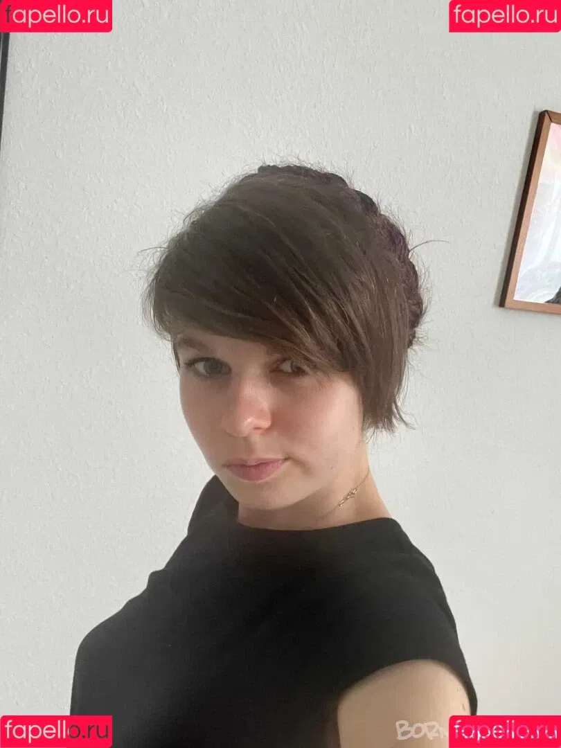 born2bscene / https: / scenegirlaya Onlyfans Photo Gallery 