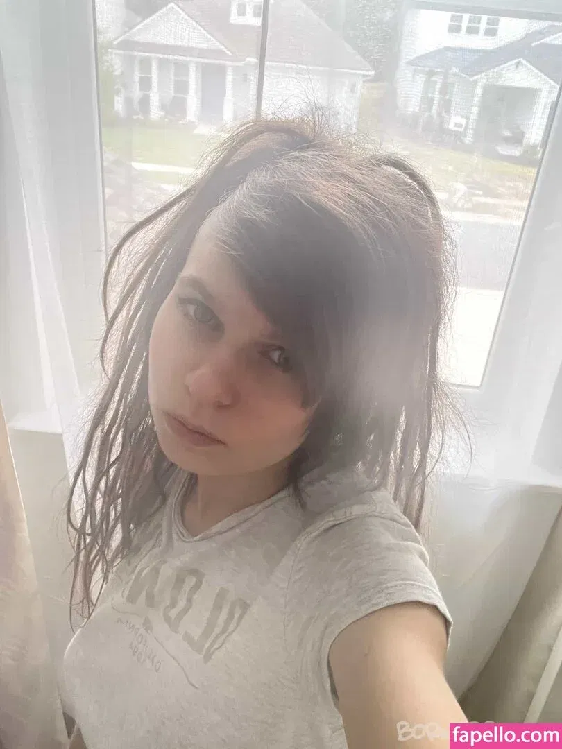 born2bscene / https: / scenegirlaya Onlyfans Photo Gallery 