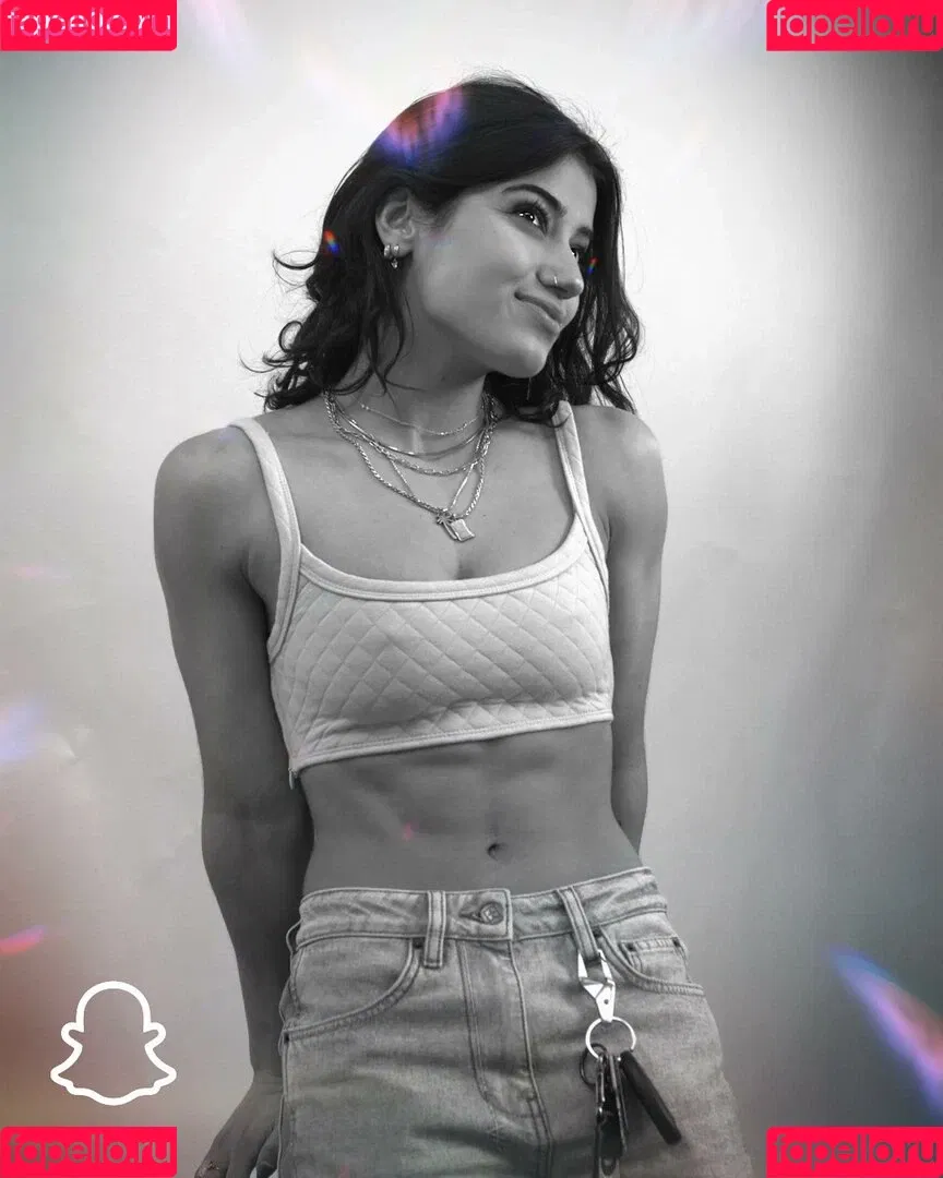 Sara Saffari / sara_saffari / sarasaffari__ Onlyfans Photo Gallery 