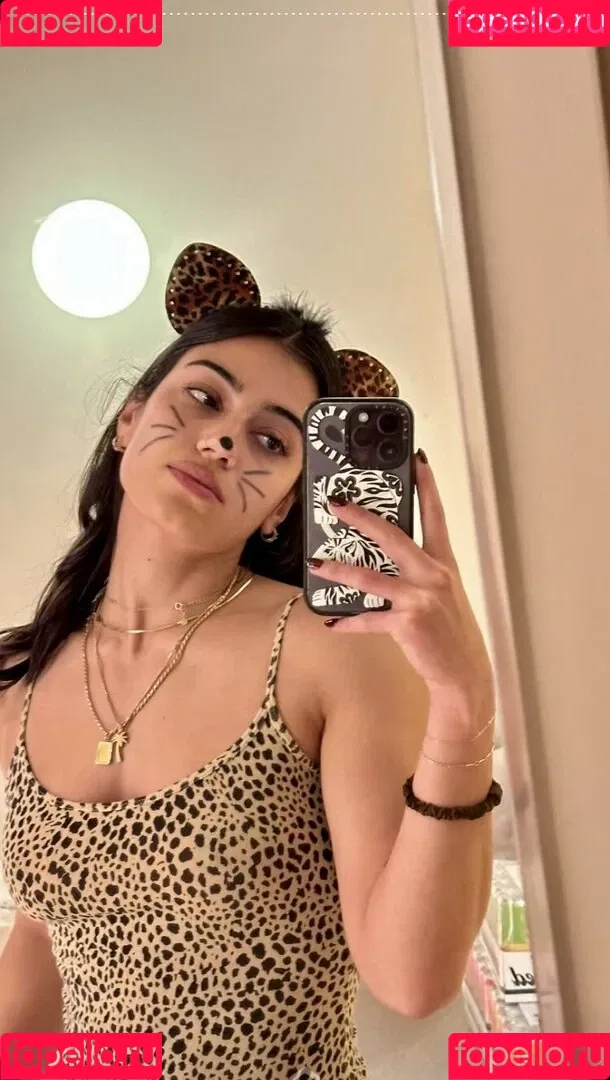 Sara Saffari / sara_saffari / sarasaffari__ Onlyfans Photo Gallery 