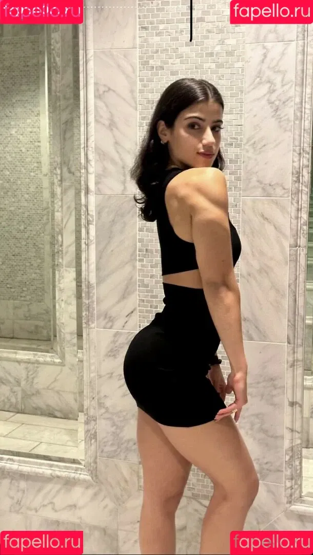 Sara Saffari / sara_saffari / sarasaffari__ Onlyfans Photo Gallery 