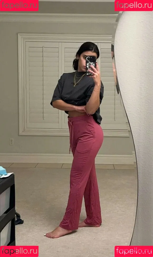 Sara Saffari / sara_saffari / sarasaffari__ Onlyfans Photo Gallery 
