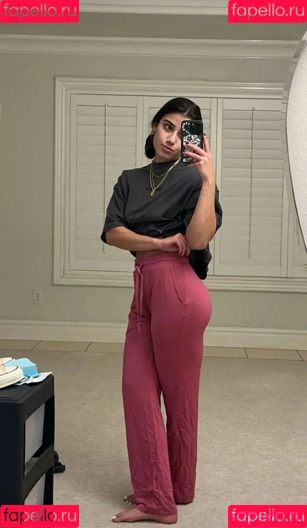 Sara Saffari / sara_saffari / sarasaffari__ Onlyfans Photo Gallery 