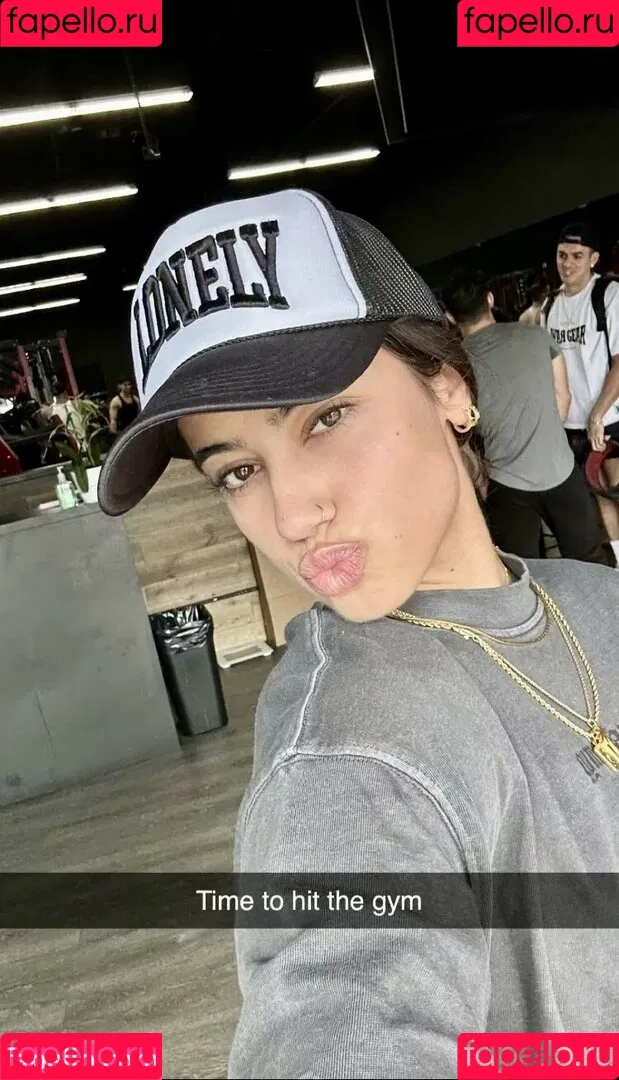 Sara Saffari / sara_saffari / sarasaffari__ Onlyfans Photo Gallery 