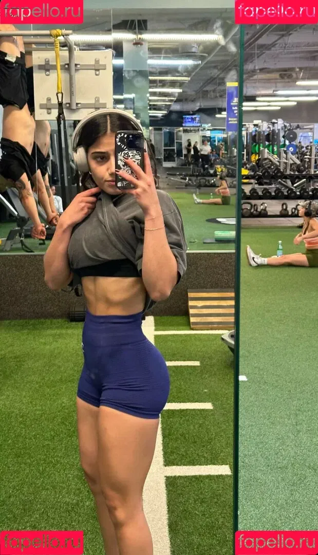 Sara Saffari / sara_saffari / sarasaffari__ Onlyfans Photo Gallery 