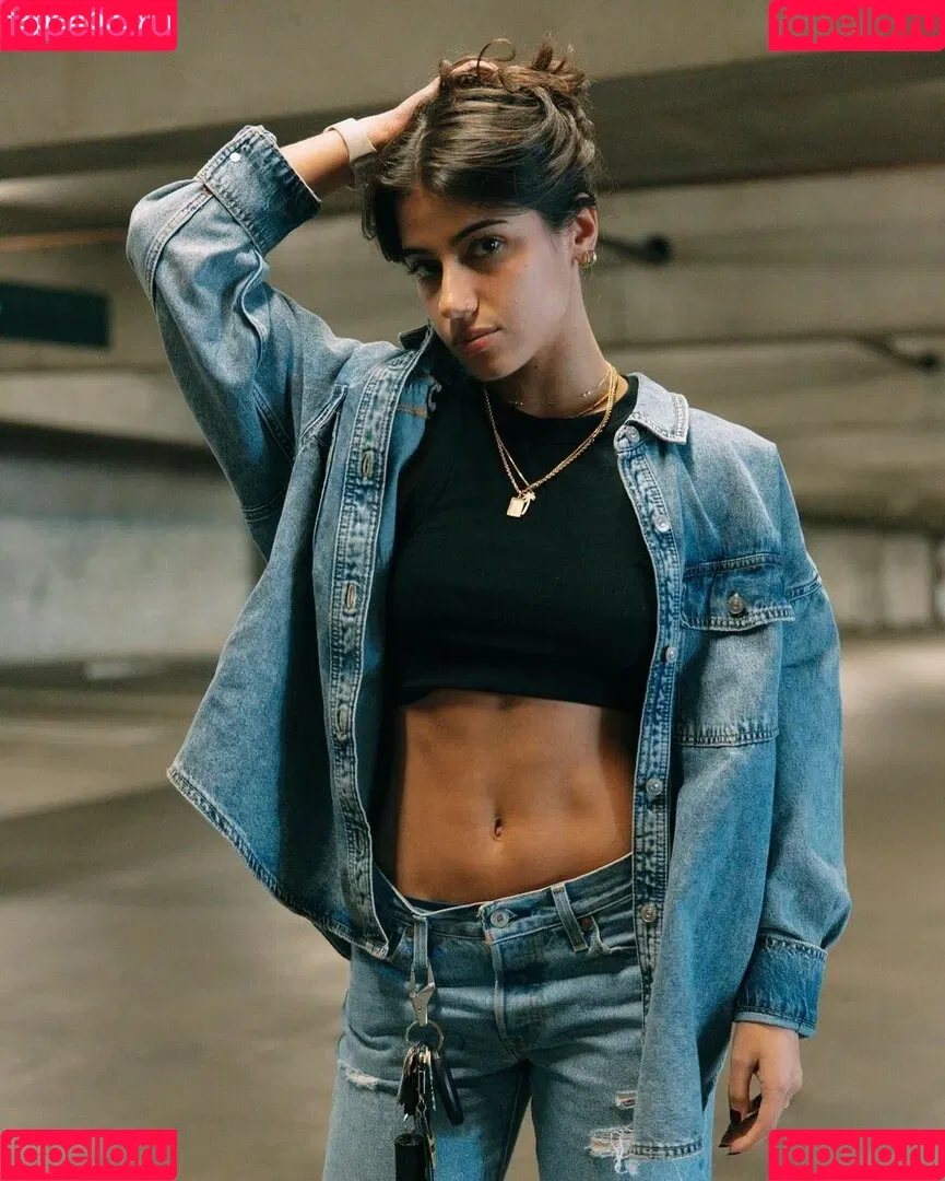 Sara Saffari / sara_saffari / sarasaffari__ Onlyfans Photo Gallery 