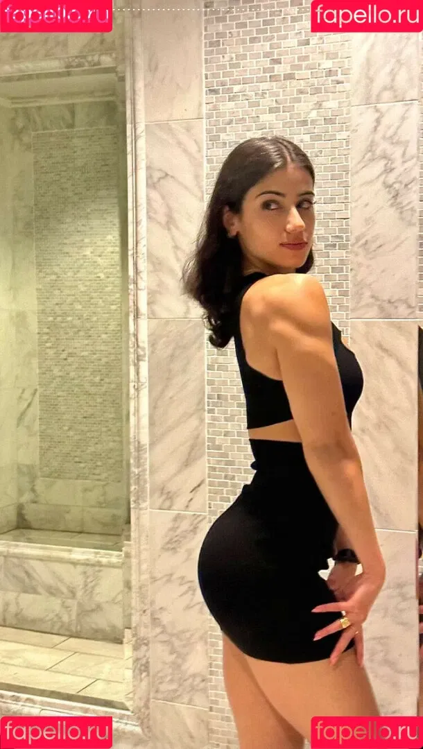 Sara Saffari / sara_saffari / sarasaffari__ Onlyfans Photo Gallery 