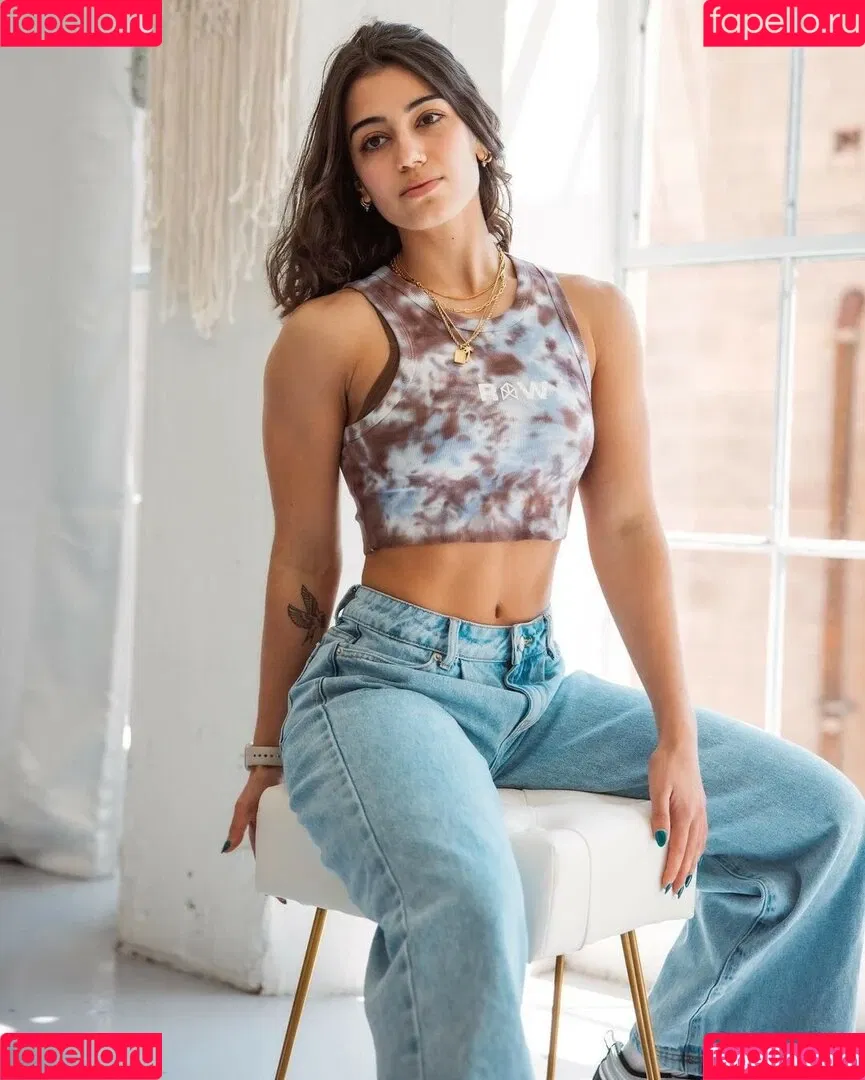 Sara Saffari / sara_saffari / sarasaffari__ Onlyfans Photo Gallery 