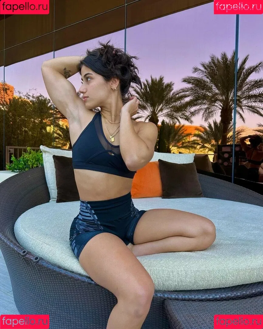 Sara Saffari / sara_saffari / sarasaffari__ Onlyfans Photo Gallery 