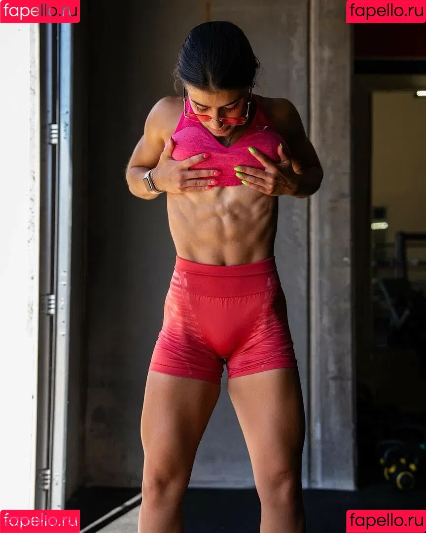Sara Saffari / sara_saffari / sarasaffari__ Onlyfans Photo Gallery 
