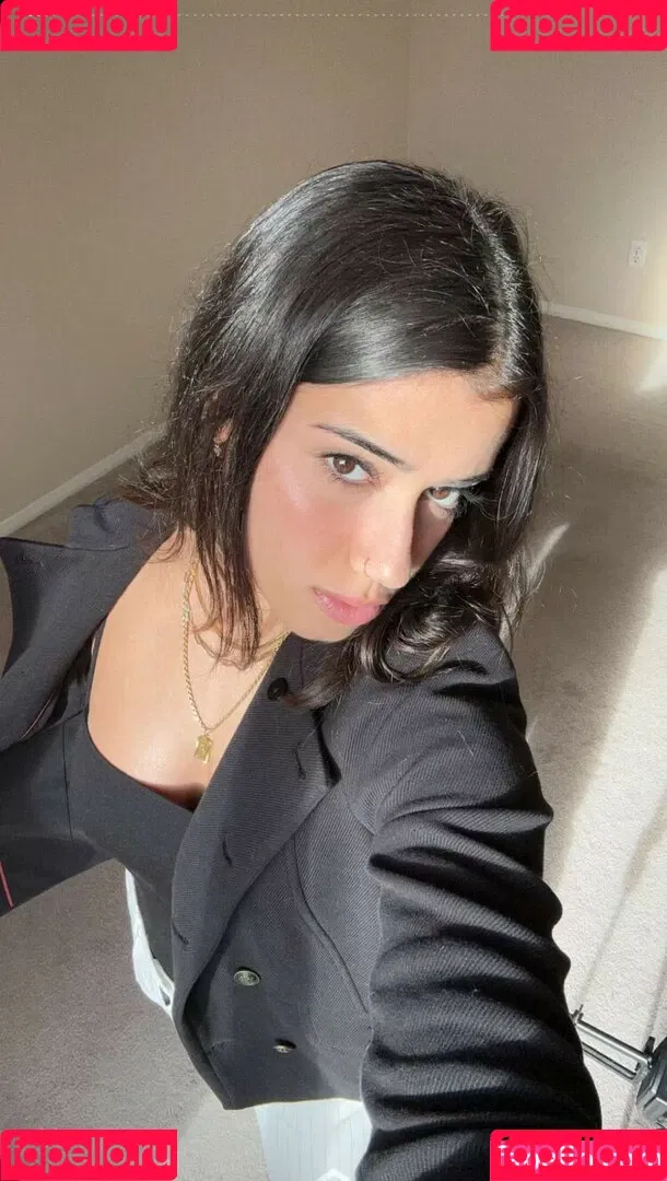 Sara Saffari / sara_saffari / sarasaffari__ Onlyfans Photo Gallery 
