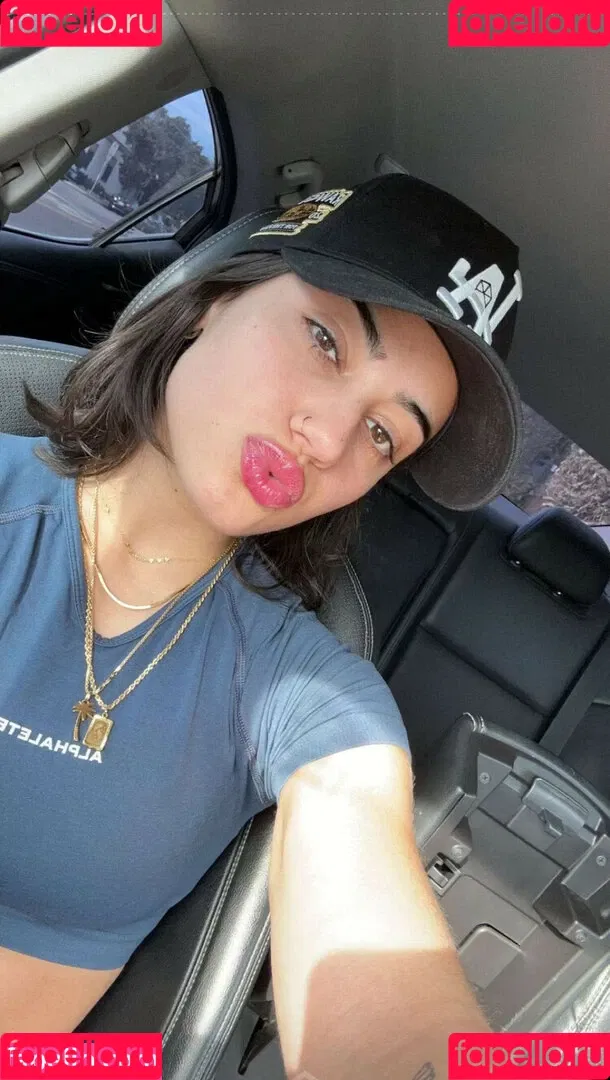Sara Saffari / sara_saffari / sarasaffari__ Onlyfans Photo Gallery 