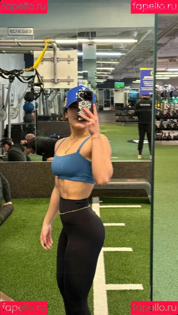 Sara Saffari / sara_saffari / sarasaffari__ Onlyfans Photo Gallery 