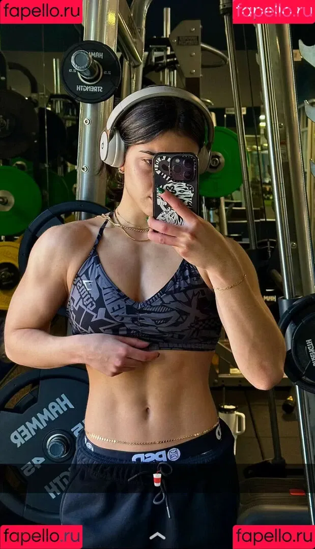 Sara Saffari / sara_saffari / sarasaffari__ Onlyfans Photo Gallery 
