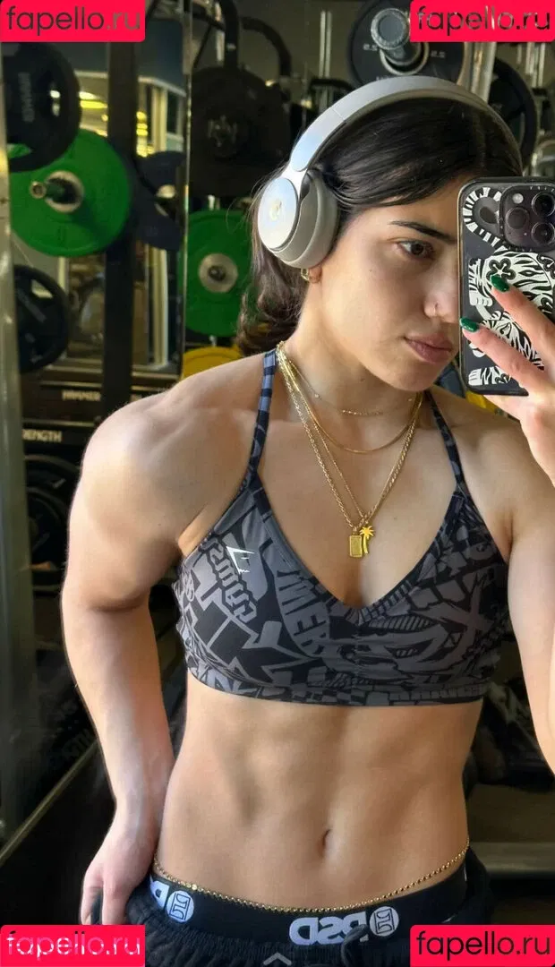 Sara Saffari / sara_saffari / sarasaffari__ Onlyfans Photo Gallery 