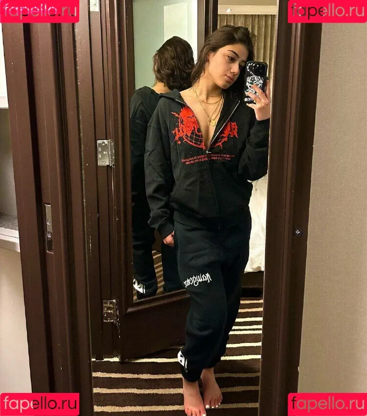Sara Saffari / sara_saffari / sarasaffari__ Onlyfans Photo Gallery 