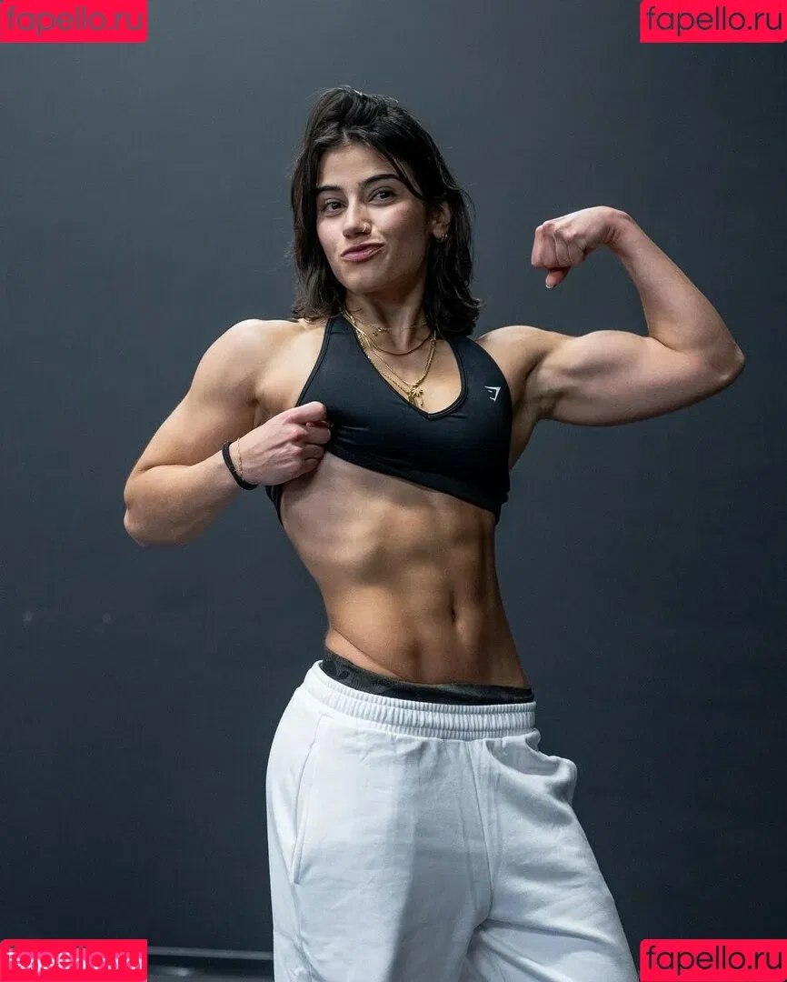 Sara Saffari / sara_saffari / sarasaffari__ Onlyfans Photo Gallery 
