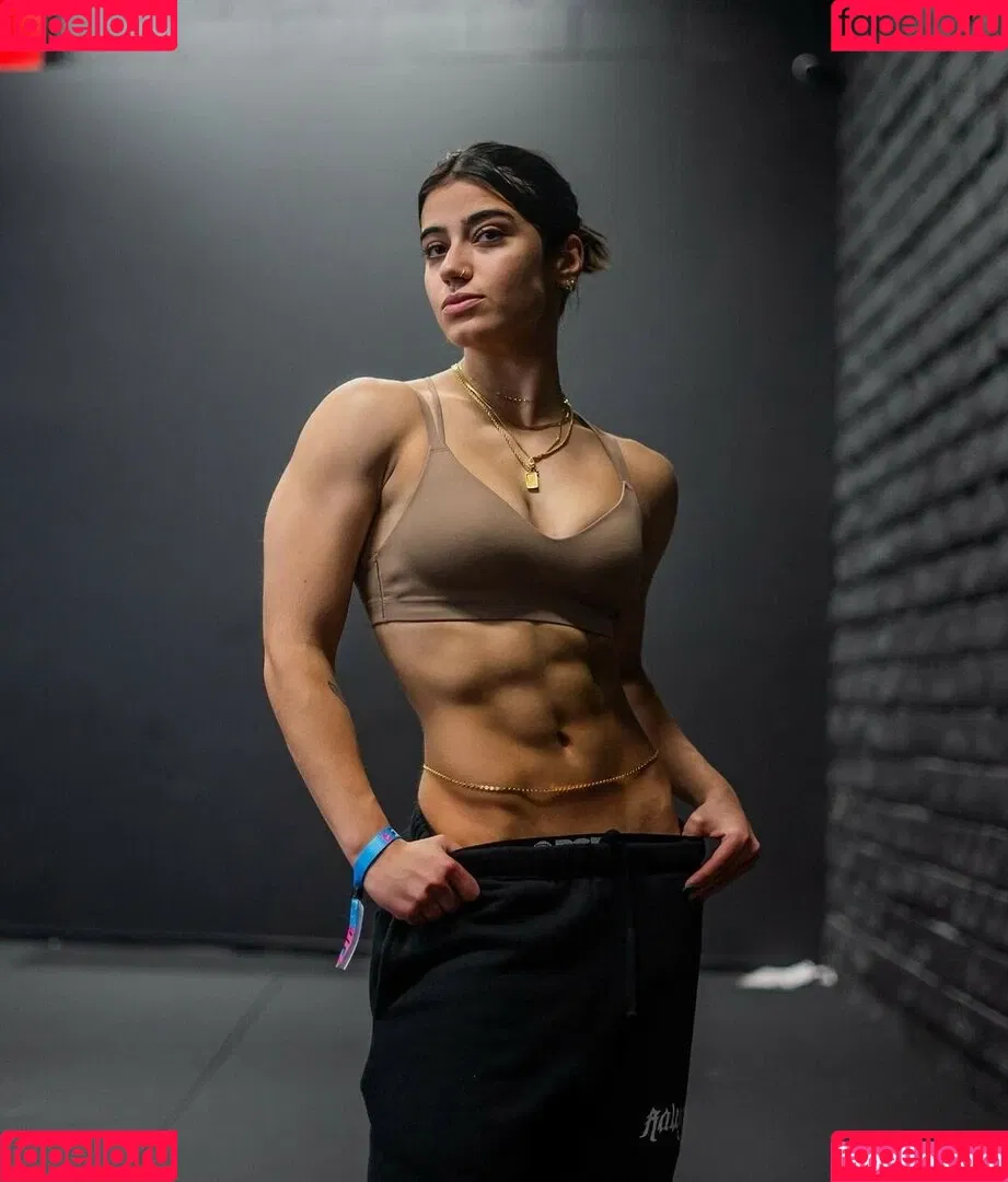 Sara Saffari / sara_saffari / sarasaffari__ Onlyfans Photo Gallery 
