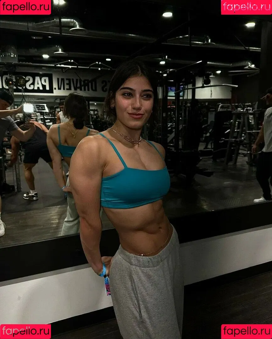 Sara Saffari / sara_saffari / sarasaffari__ Onlyfans Photo Gallery 