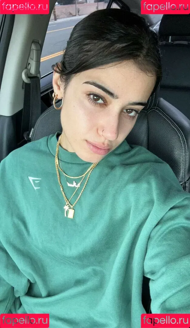 Sara Saffari / sara_saffari / sarasaffari__ Onlyfans Photo Gallery 