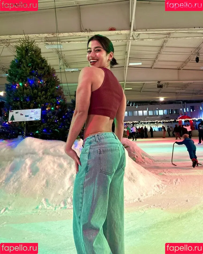 Sara Saffari / sara_saffari / sarasaffari__ Onlyfans Photo Gallery 