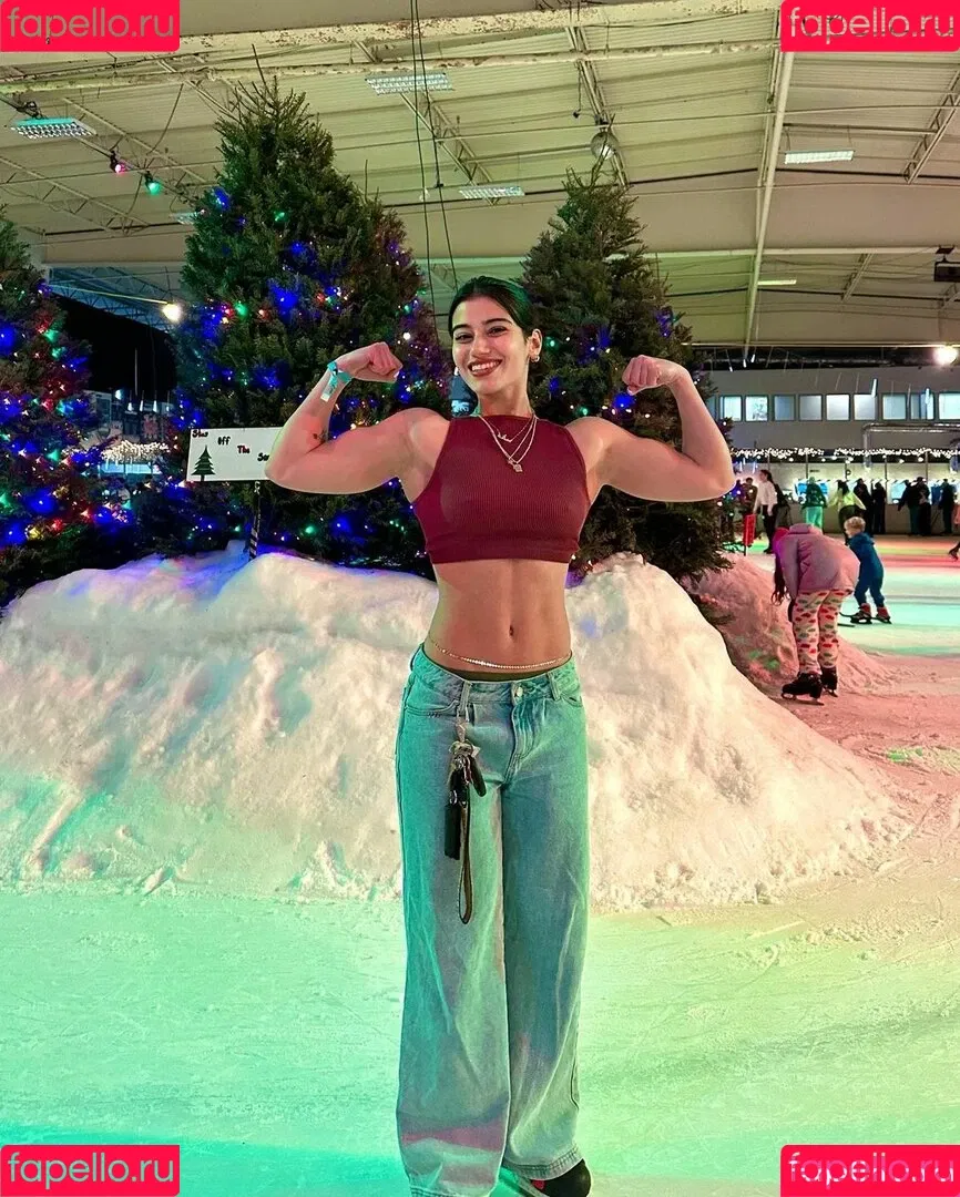 Sara Saffari / sara_saffari / sarasaffari__ Onlyfans Photo Gallery 