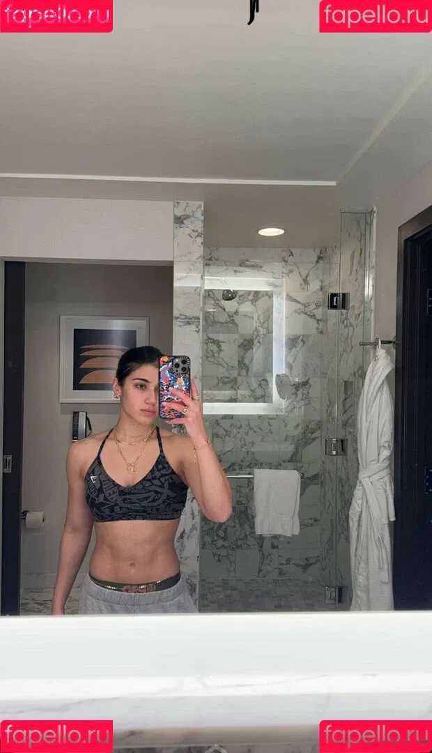 Sara Saffari / sara_saffari / sarasaffari__ Onlyfans Photo Gallery 