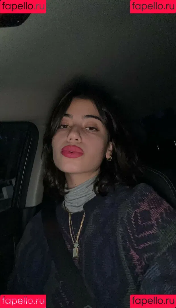 Sara Saffari / sara_saffari / sarasaffari__ Onlyfans Photo Gallery 