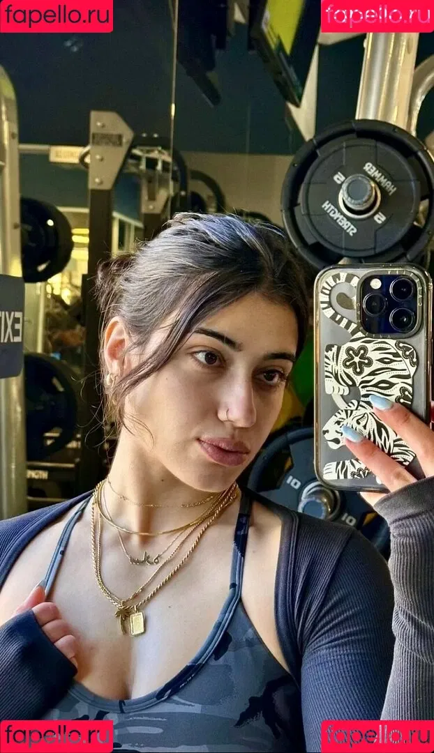 Sara Saffari / sara_saffari / sarasaffari__ Onlyfans Photo Gallery 